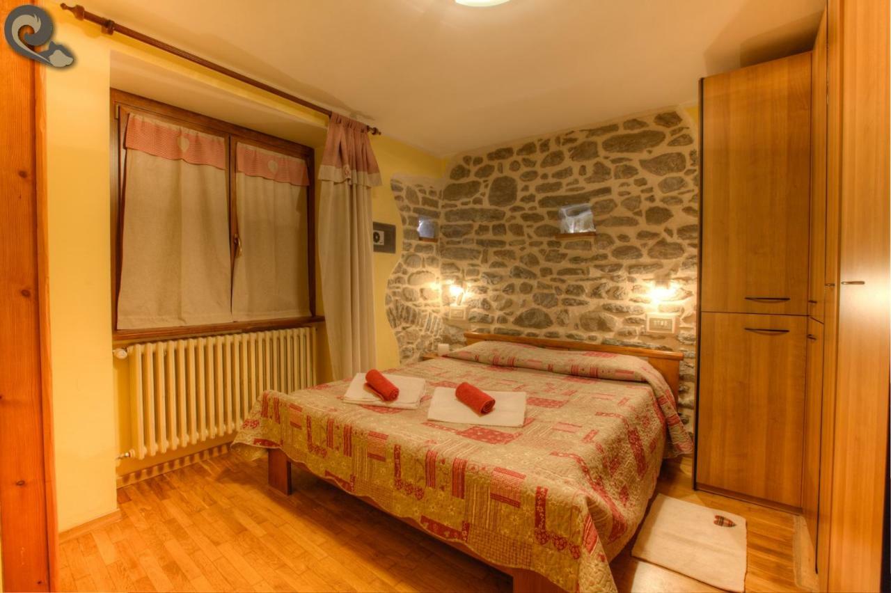 Appartamenti Lo Scoiattolo - Noce E Nocciola Pré-Saint-Didier Buitenkant foto